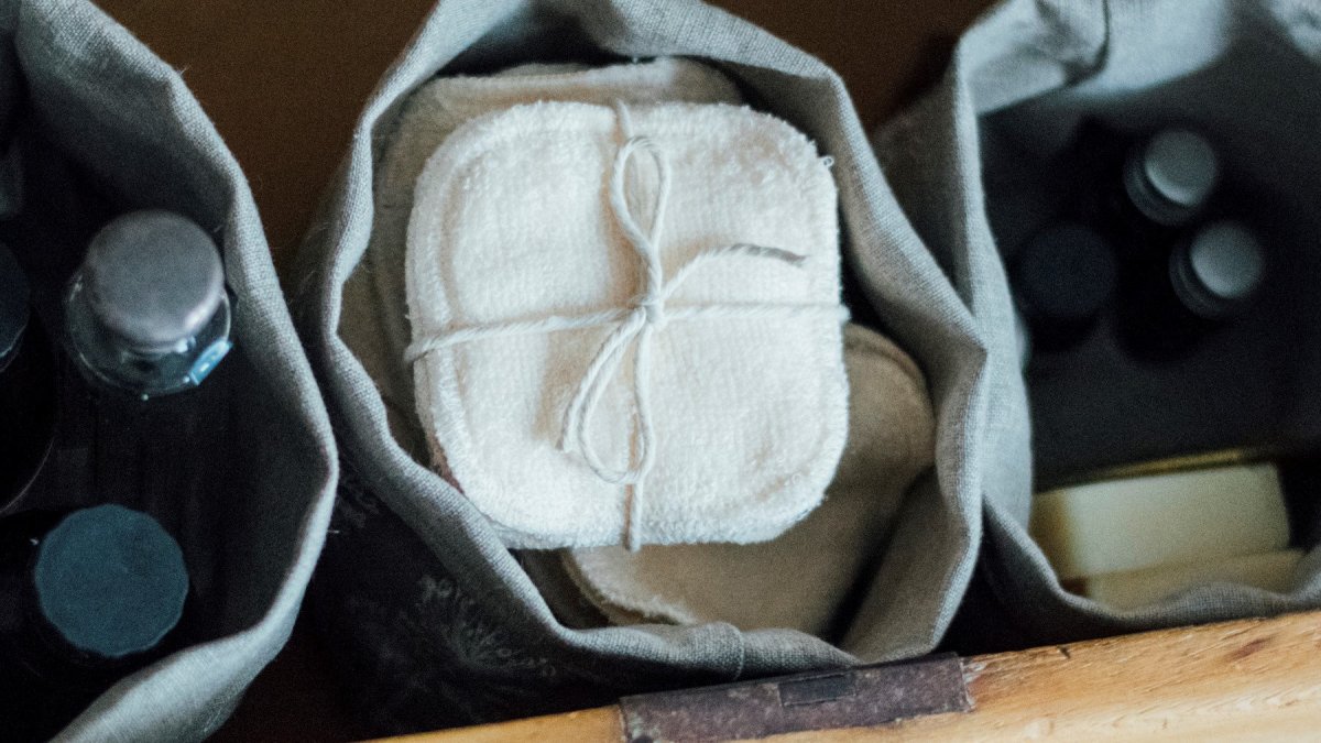 Set of 10 Reusable Makeup Pads from Helen Round