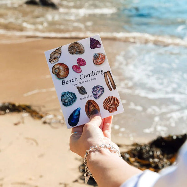 Beach Combing Pocket Guide by Rachaeln Farrar sold by Helen Round