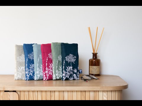 Striped Linen Glasses Case in Natural/Dark Blue