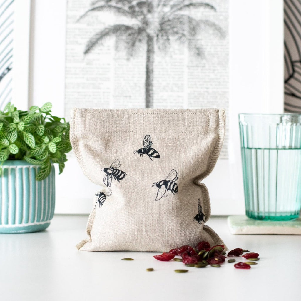 Bee Reusable Snack Bag - Seconds - Helen Round - Seconds & End Of Lines - Sale