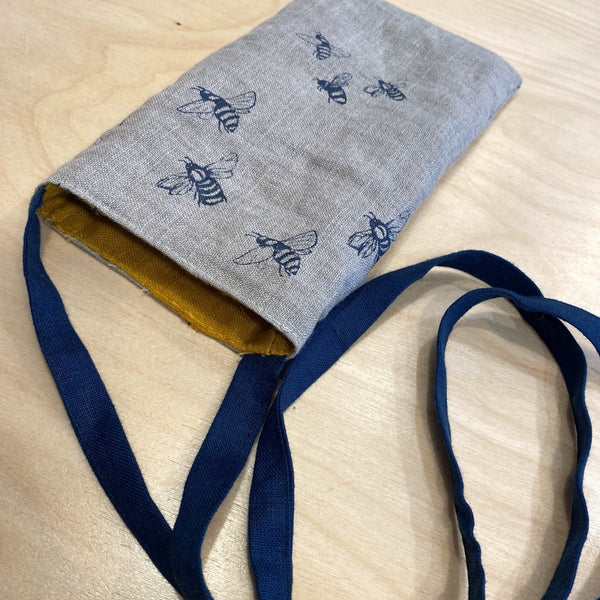 Bee Phone Pouch Case with mustard linen lining, DIY project using Free Sewing Pattern from Helen Round