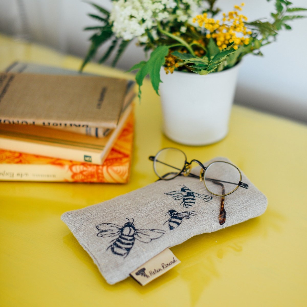 linen bee glasses case in natural from the honey bee collection
