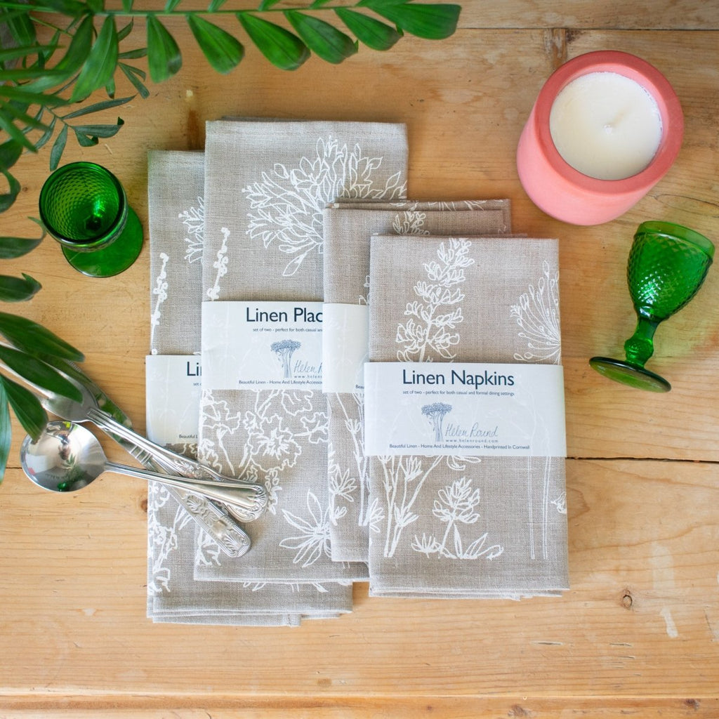 Dining Bundle Gift Set in Natural Linen with Garden Design