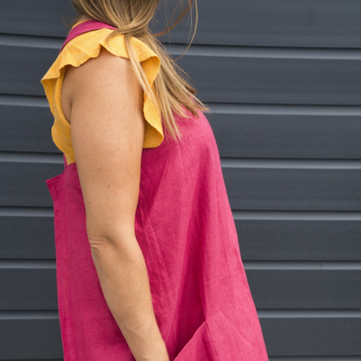 Raspberry Red linen apron japanese style