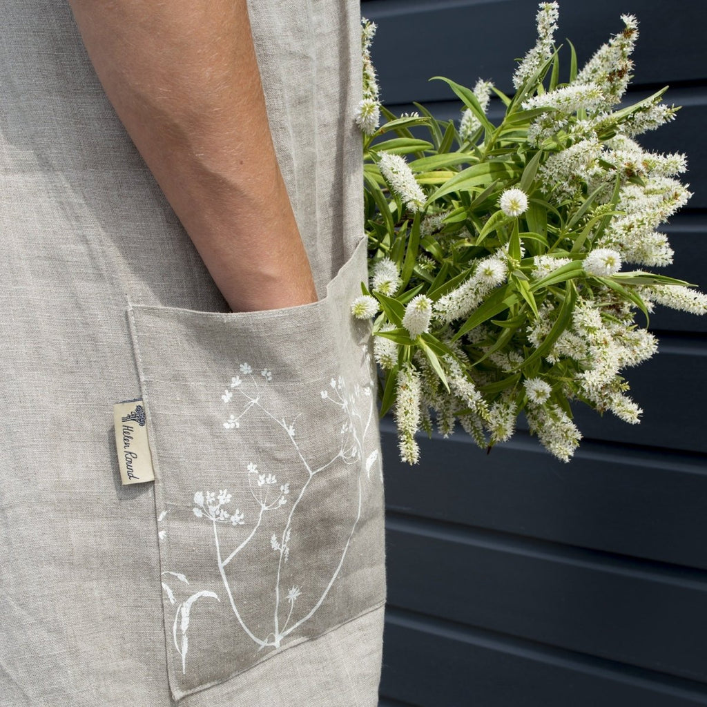 linen apron with printed pocket hedgerow