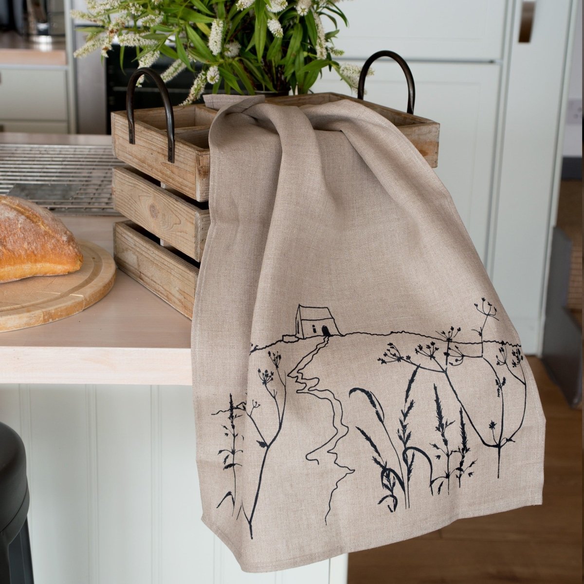 Rame head tea towel in natural linen
